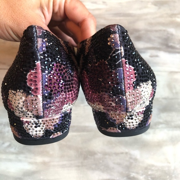 Alex Marie Bevier Two Floral rhinestone shoe pump pink blue size 6.5 purple - Picture 5 of 7
